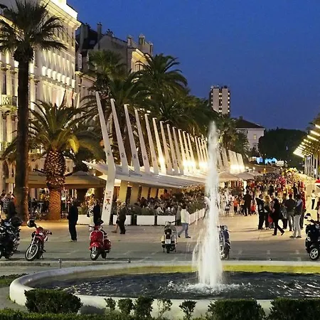 Апартаменты Center Silvana *