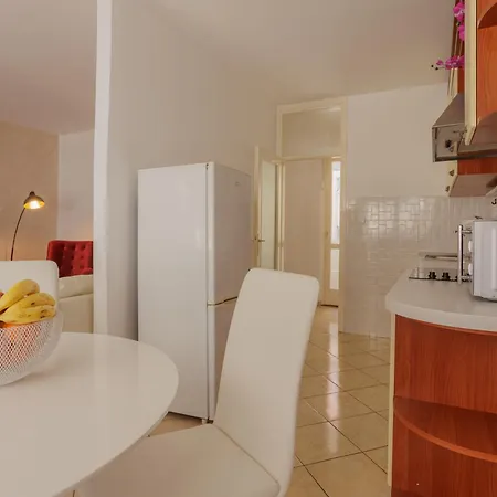 Апартаменты Center Silvana *