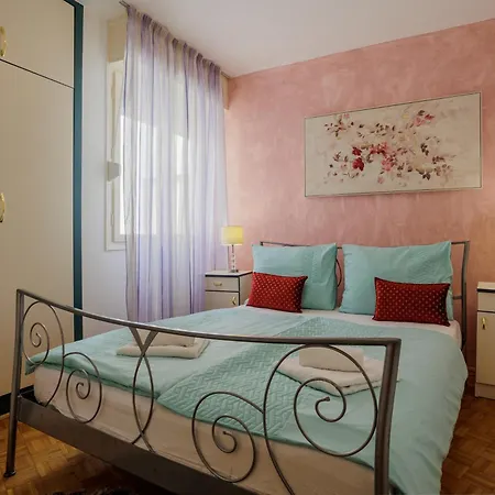 Center Silvana Апартаменты Сплит