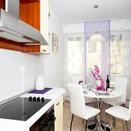 Апартаменты Center Silvana