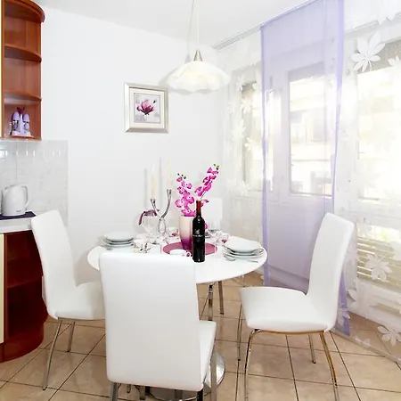 Апартаменты Center Silvana *