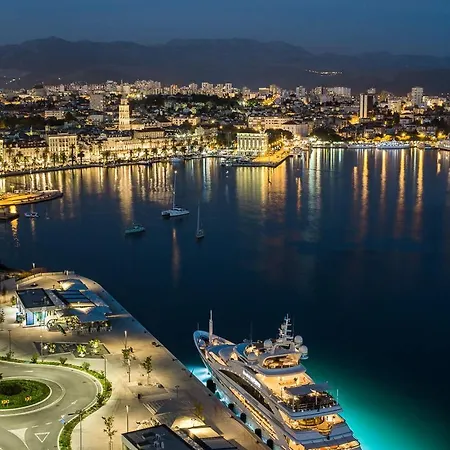 Center Silvana Apartamento