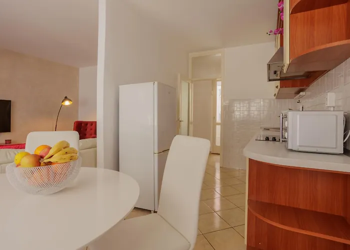 Lejlighed Center Silvana *